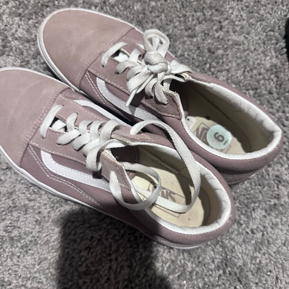 Vans Women's Sneakers Beige and White